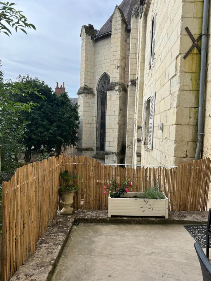 Le Jeanne, Appartement En Duplex Proche Forteresse Et Centre Ville Chinon Exterior foto